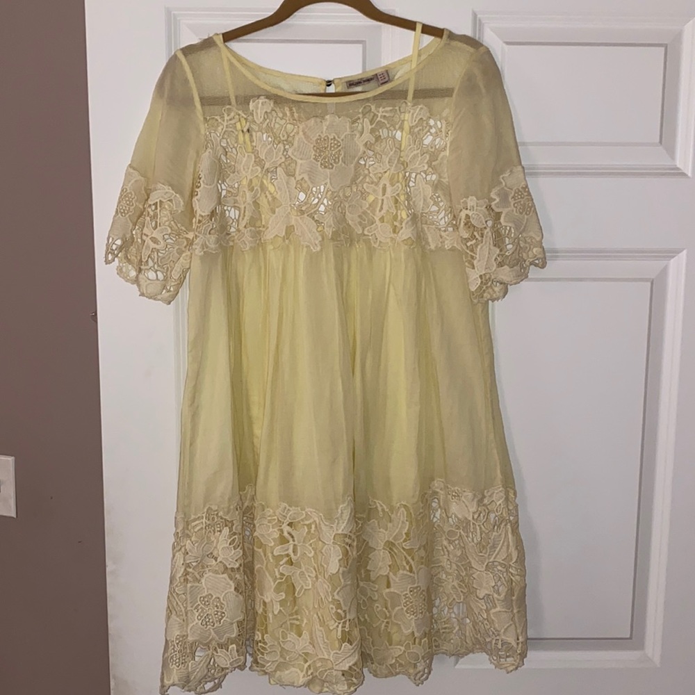 Holding Horses magnolia lace dress 8 yellow